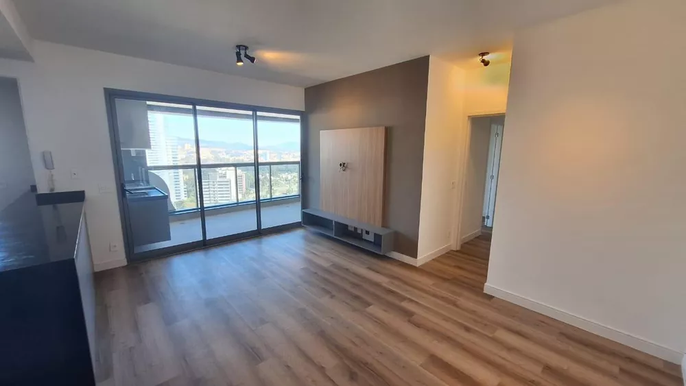 Apartamento para alugar com 2 quartos, 95m² - Foto 3