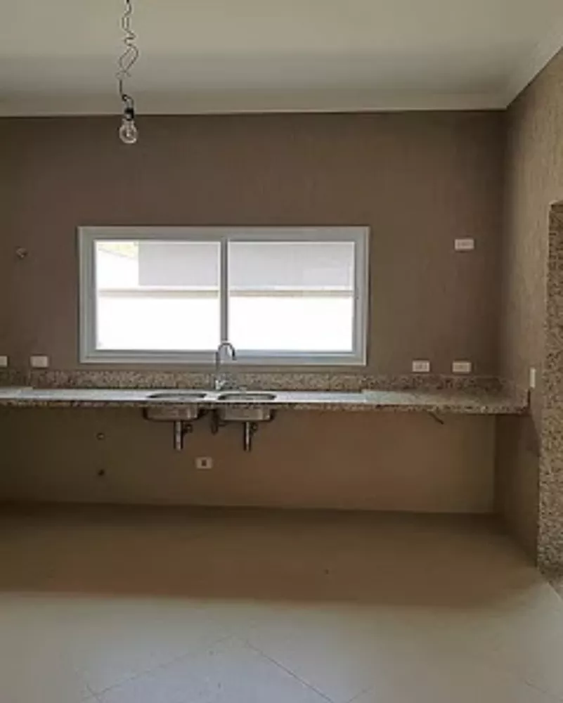 Casa de Condomínio à venda com 3 quartos, 30m² - Foto 4