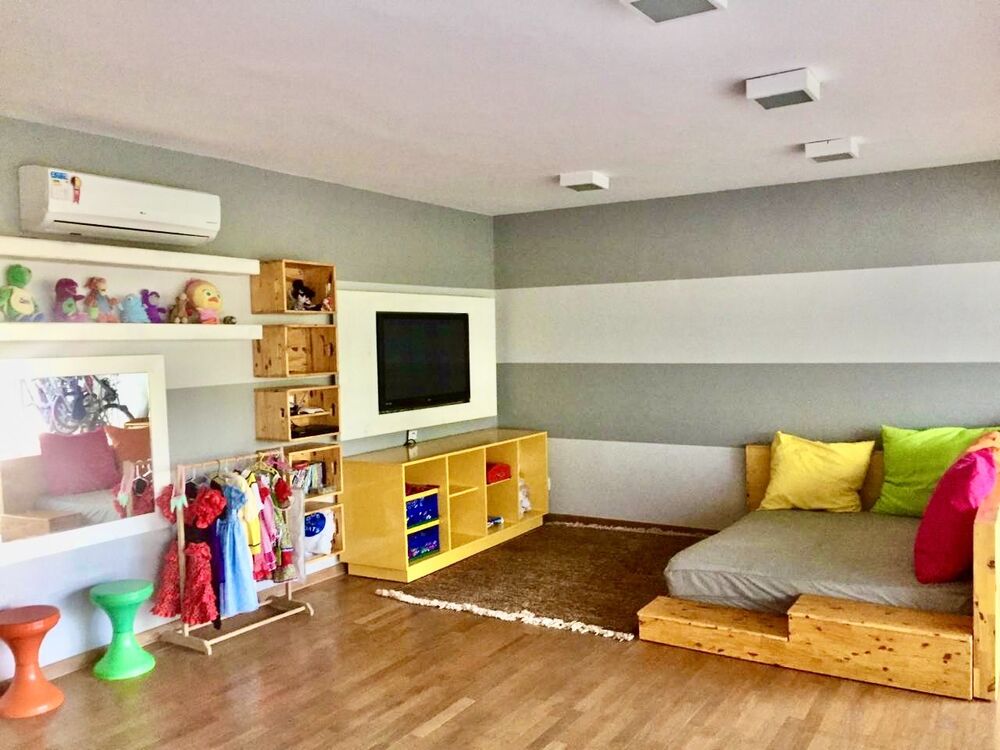Casa de Condomínio para alugar com 4 quartos, 900m² - Foto 4