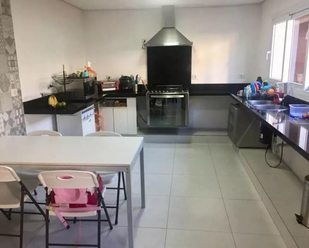 Casa de Condomínio à venda e aluguel com 4 quartos, 480m² - Foto 4