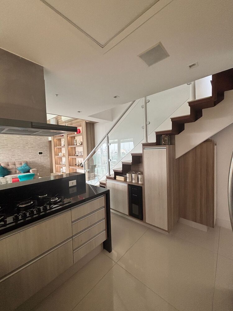 Apartamento, 3 quartos, 146 m² - Foto 2