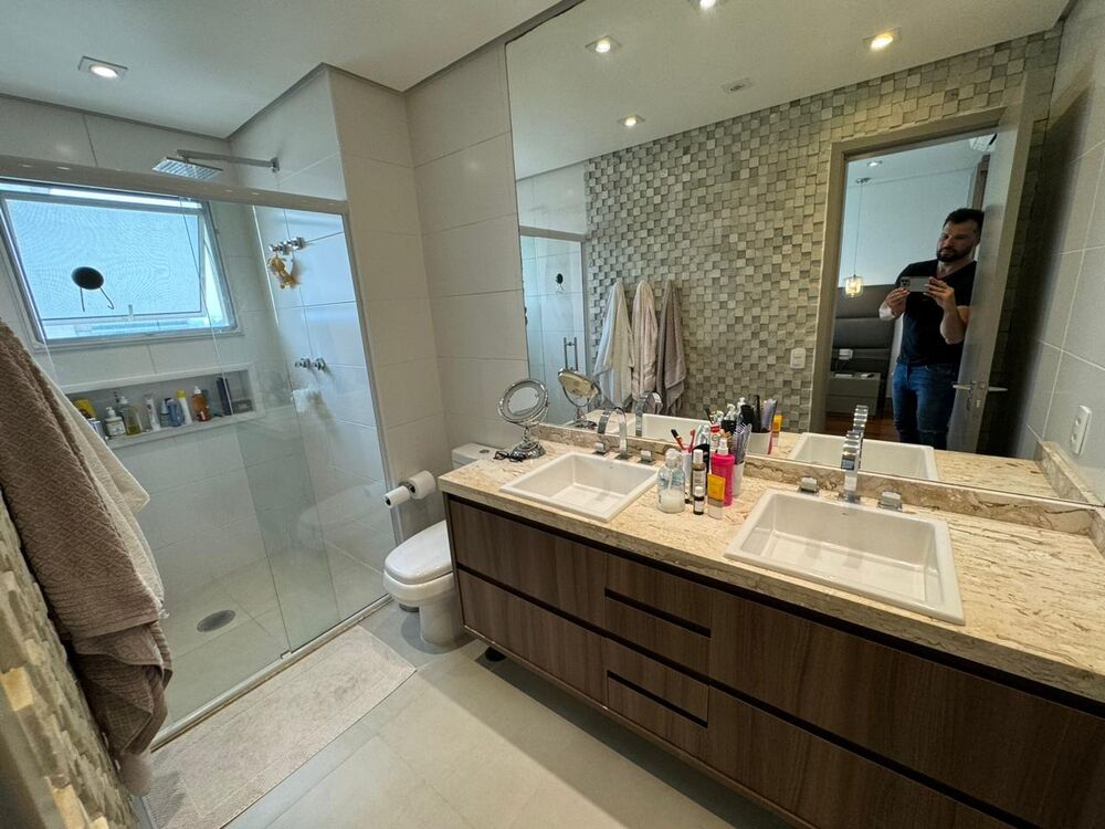 Apartamento à venda com 3 quartos, 176m² - Foto 8