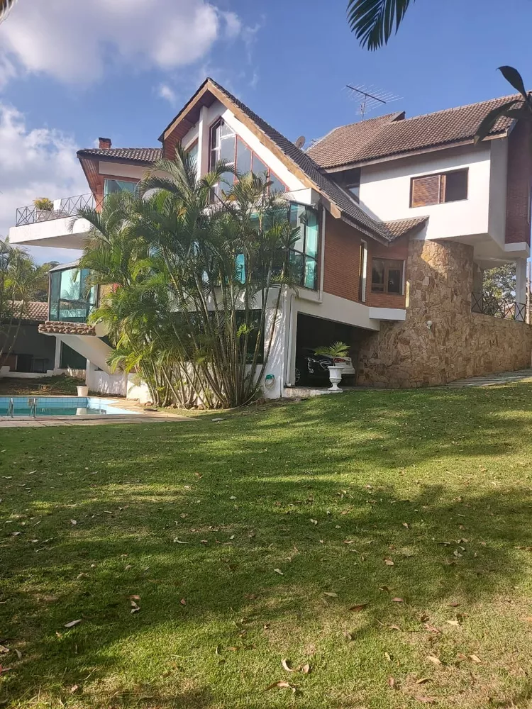 Casa de Condomínio à venda com 4 quartos, 543m² - Foto 2