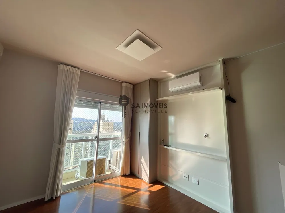 Apartamento, 3 quartos, 243 m² - Foto 4