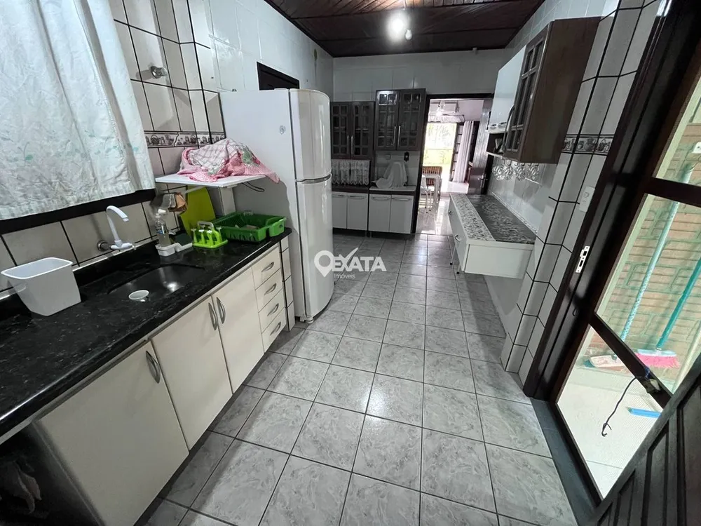 Casa, 3 quartos, 185 m² - Foto 8