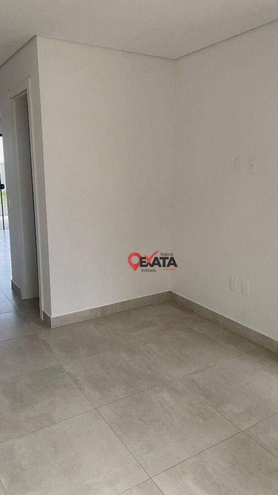 Sobrado à venda com 3 quartos, 128m² - Foto 1
