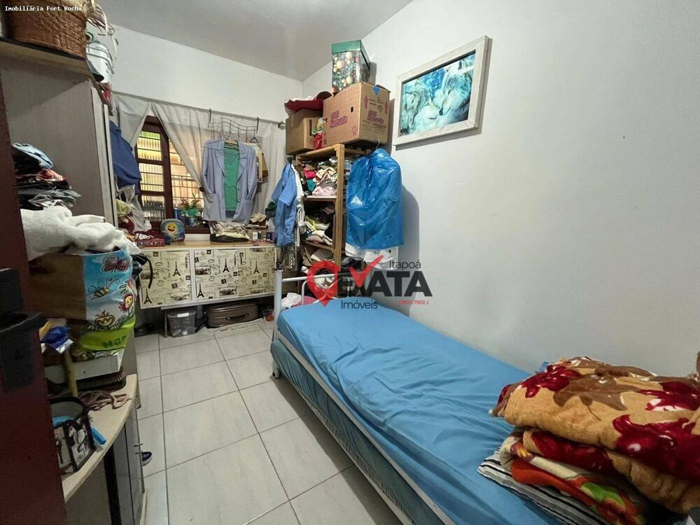 Casa à venda com 3 quartos, 60m² - Foto 10
