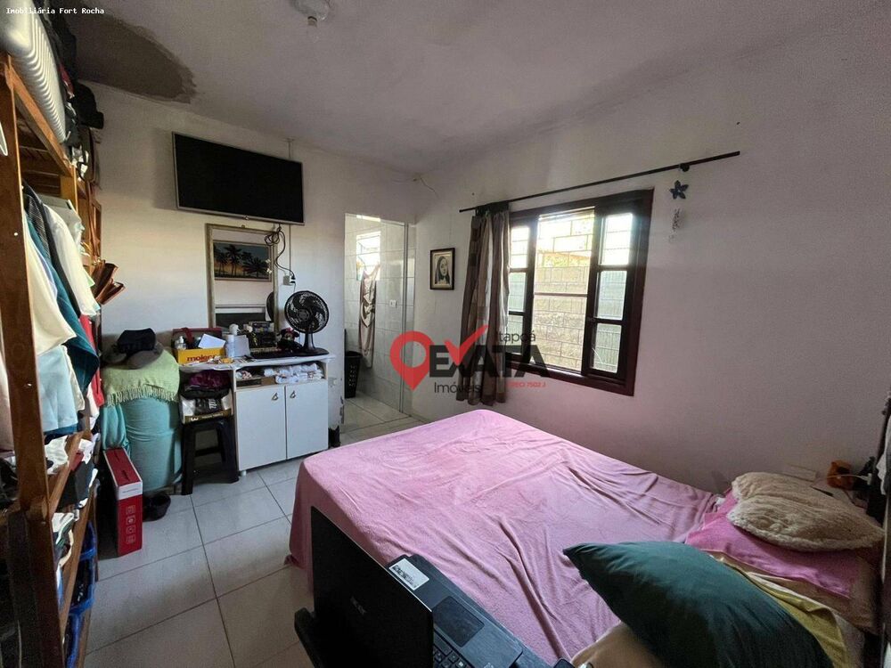 Casa à venda com 3 quartos, 60m² - Foto 6