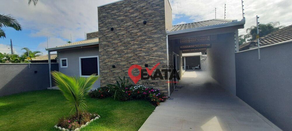 Casa à venda com 3 quartos, 166m² - Foto 1