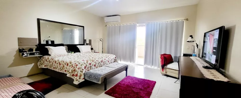 Casa à venda com 3 quartos, 1000m² - Foto 3