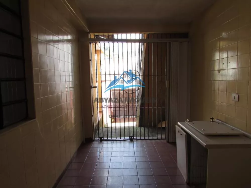 Casa, 3 quartos, 220 m² - Foto 10