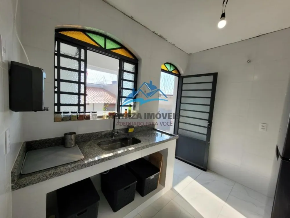 Casa, 3 quartos, 170 m² - Foto 2