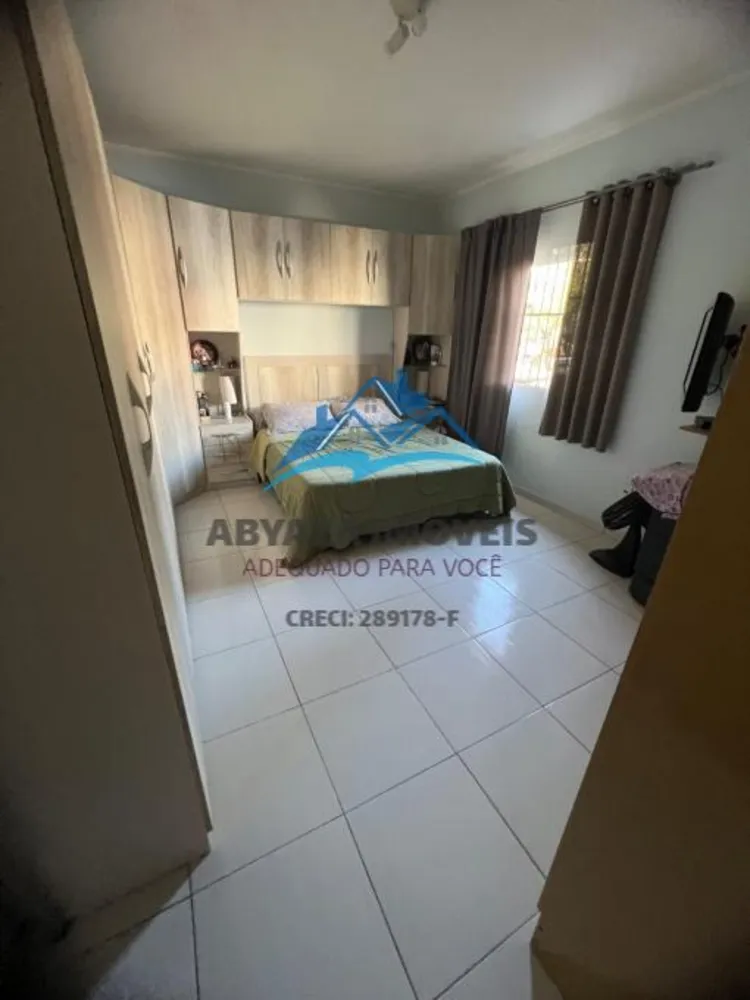 Casa, 5 quartos, 220 m² - Foto 2