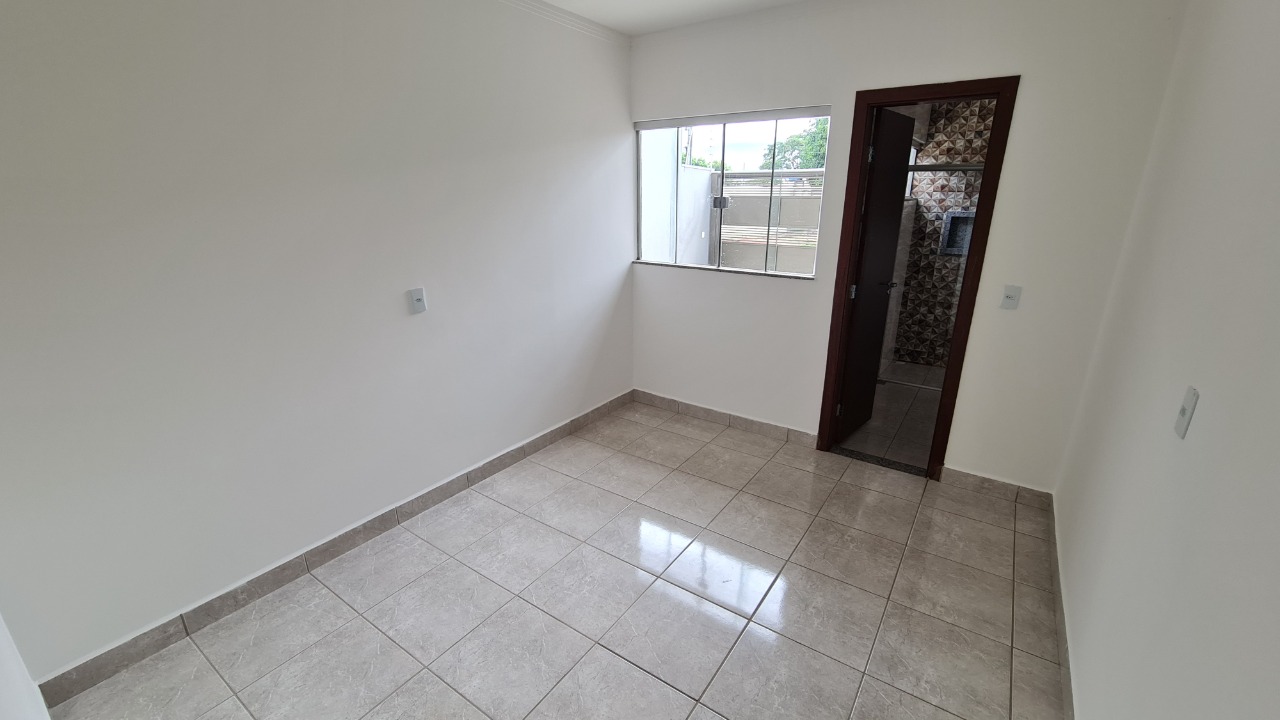 Apartamento à venda com 3 quartos, 78m² - Foto 2