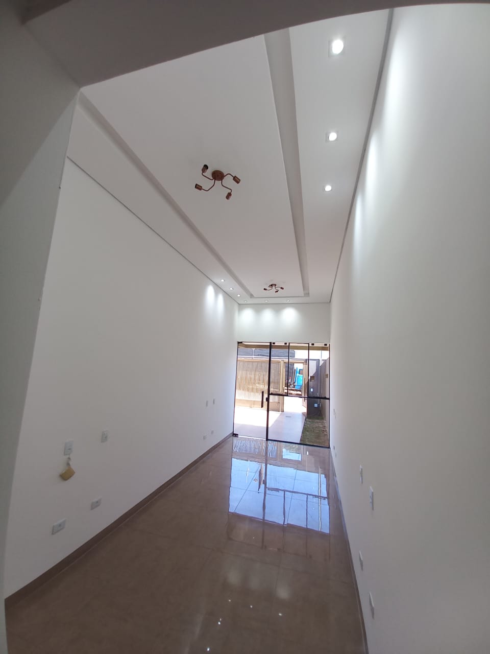 Casa à venda com 3 quartos, 118m² - Foto 2