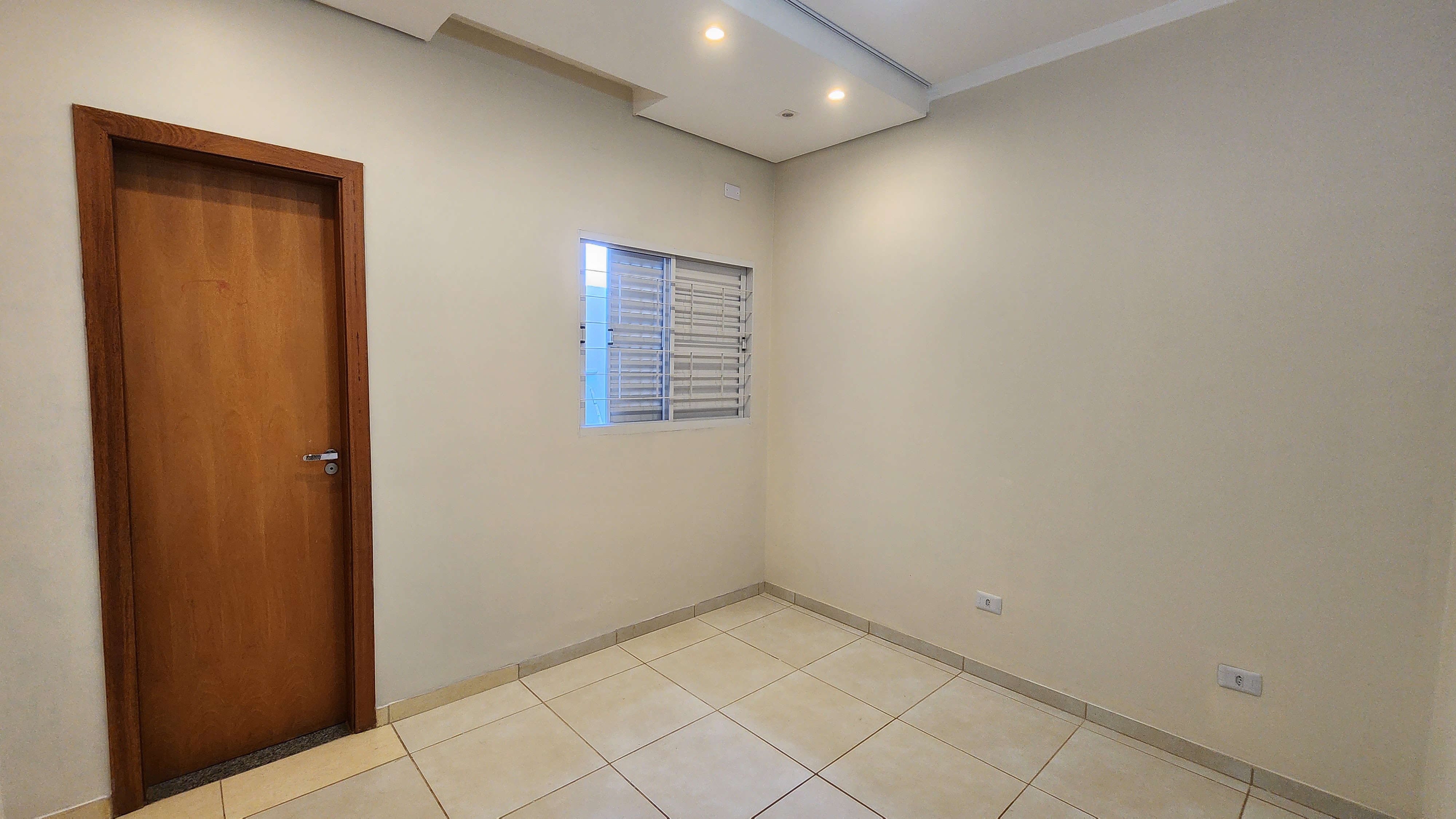 Casa à venda com 4 quartos, 152m² - Foto 5