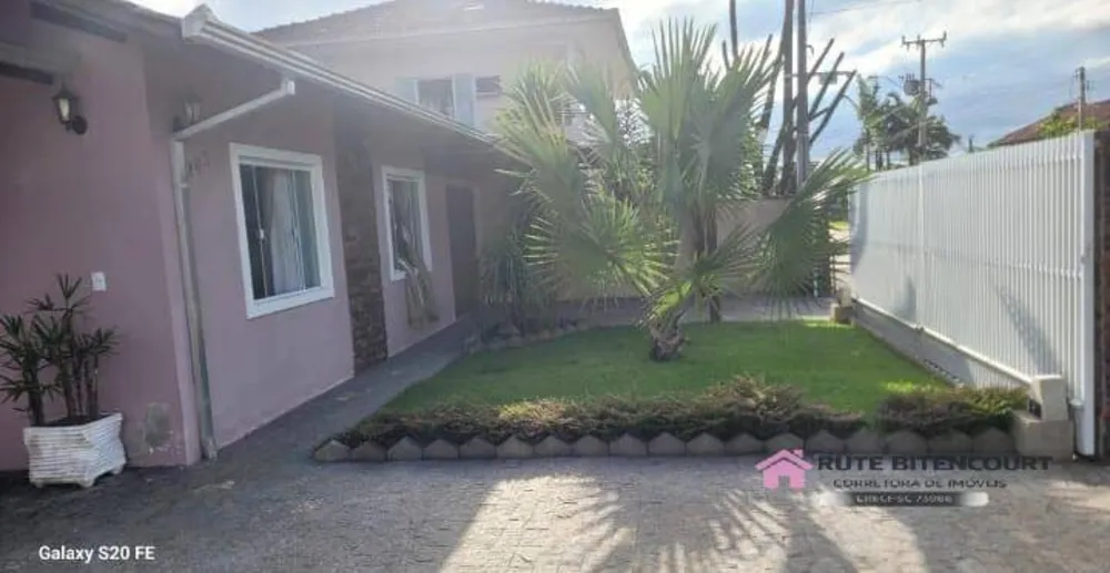 Casa, 3 quartos, 130 m² - Foto 1