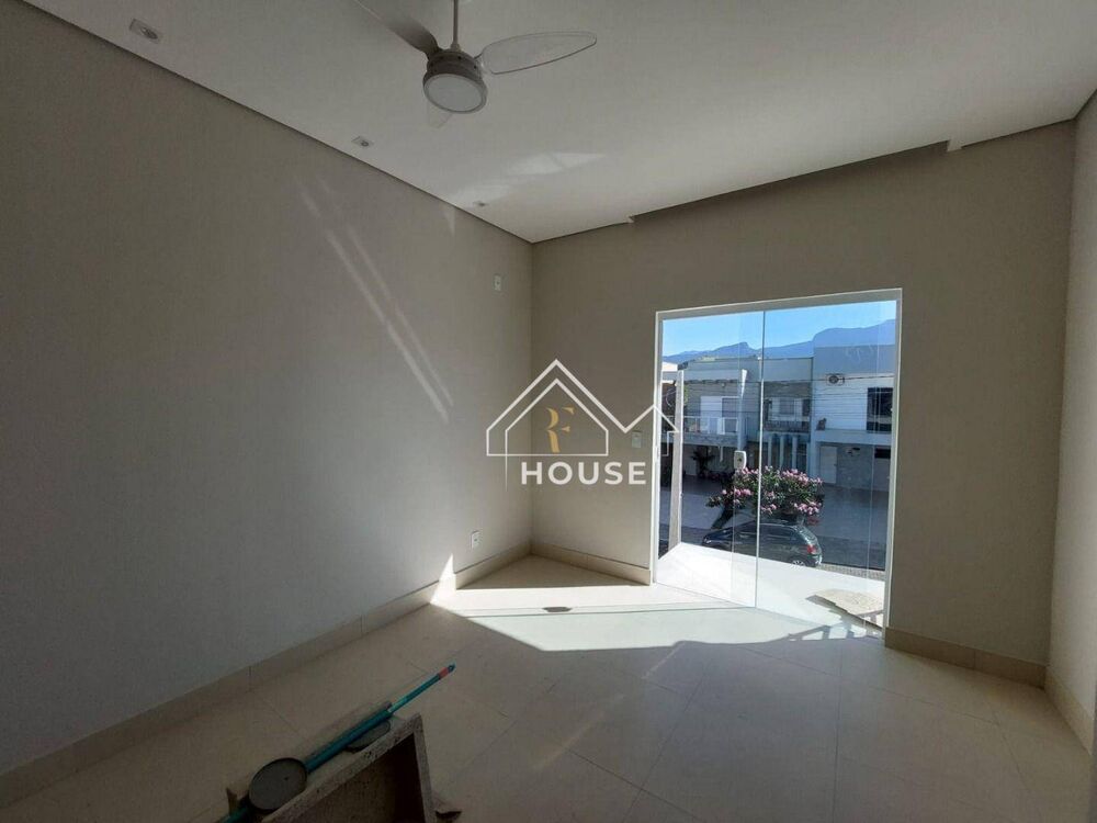 Sobrado, 3 quartos, 190 m² - Foto 3