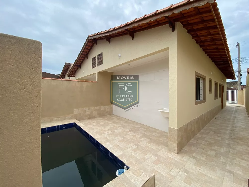 Casa à venda com 2 quartos, 138m² - Foto 1