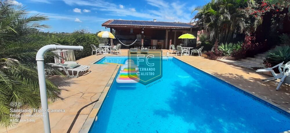Chácara à venda com 3 quartos, 1000m² - Foto 1