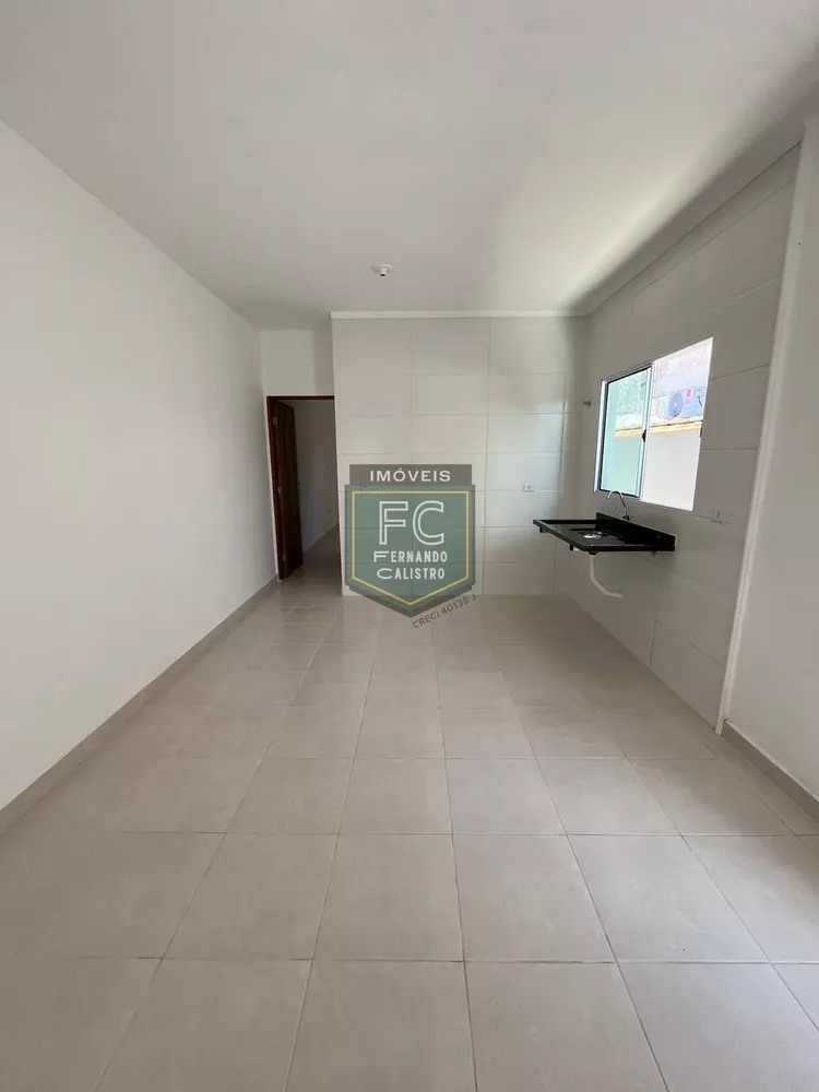 Casa à venda com 2 quartos, 125m² - Foto 4