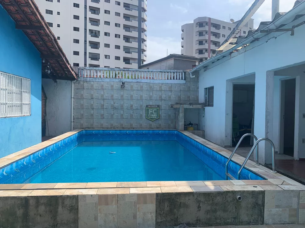 Casa à venda com 5 quartos, 378m² - Foto 1