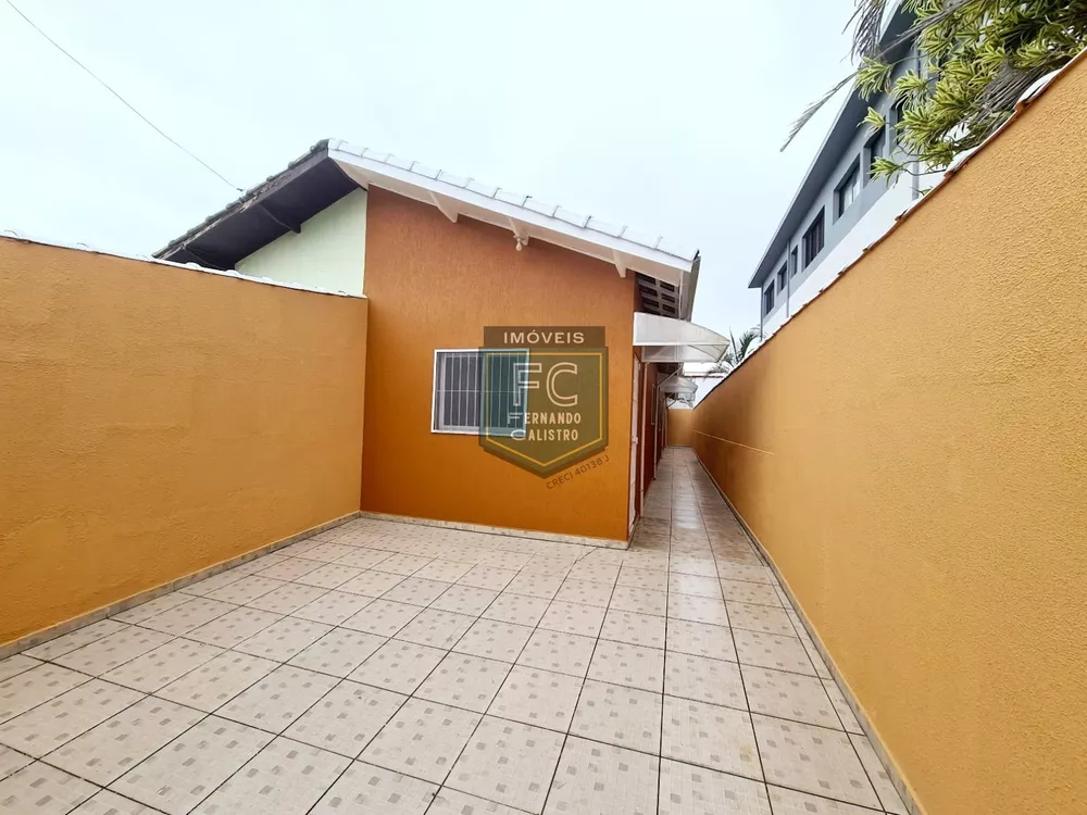 Casa à venda com 3 quartos, 140m² - Foto 1