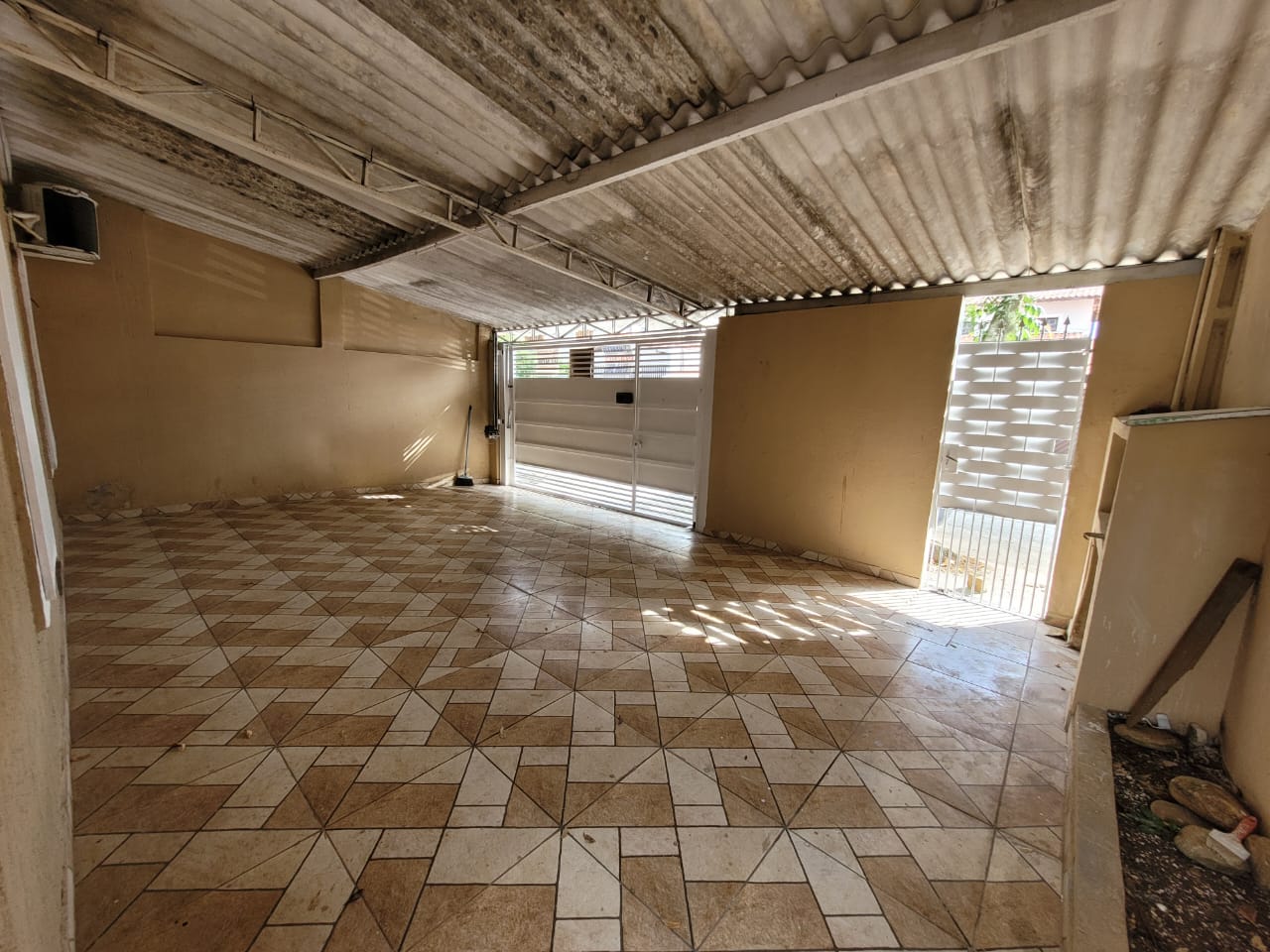 Casa à venda com 5 quartos, 150m² - Foto 8