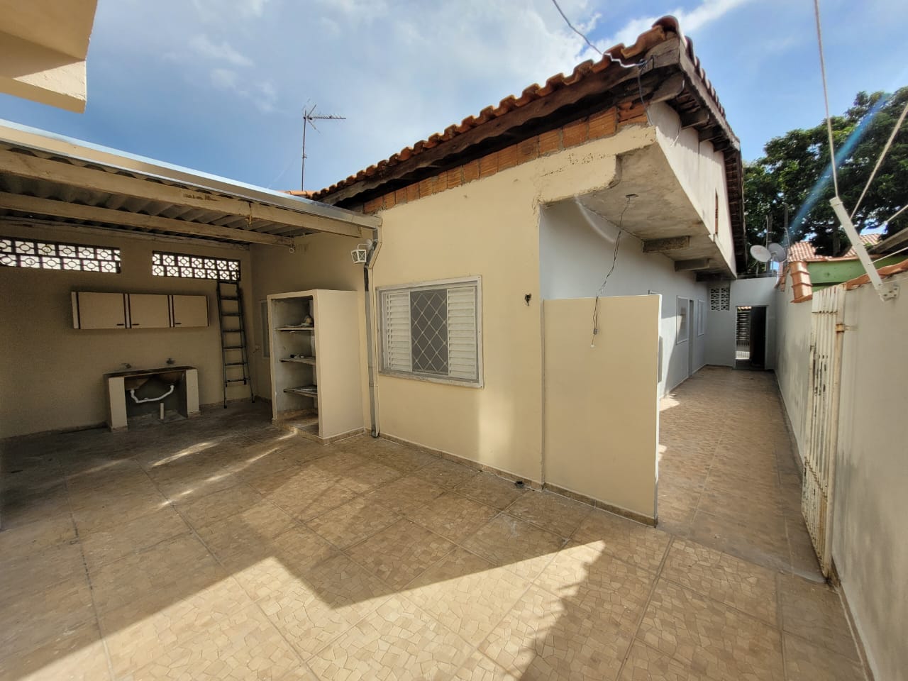 Casa à venda com 5 quartos, 150m² - Foto 22