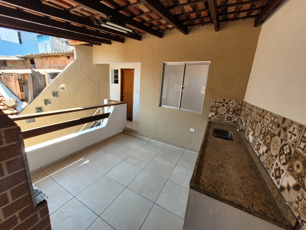 Casa à venda com 3 quartos, 80m² - Foto 4