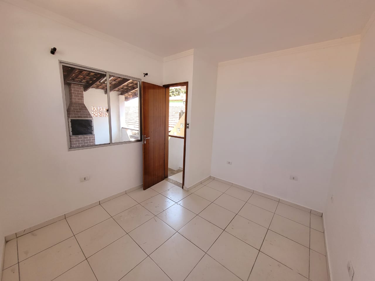 Casa à venda com 3 quartos, 80m² - Foto 10