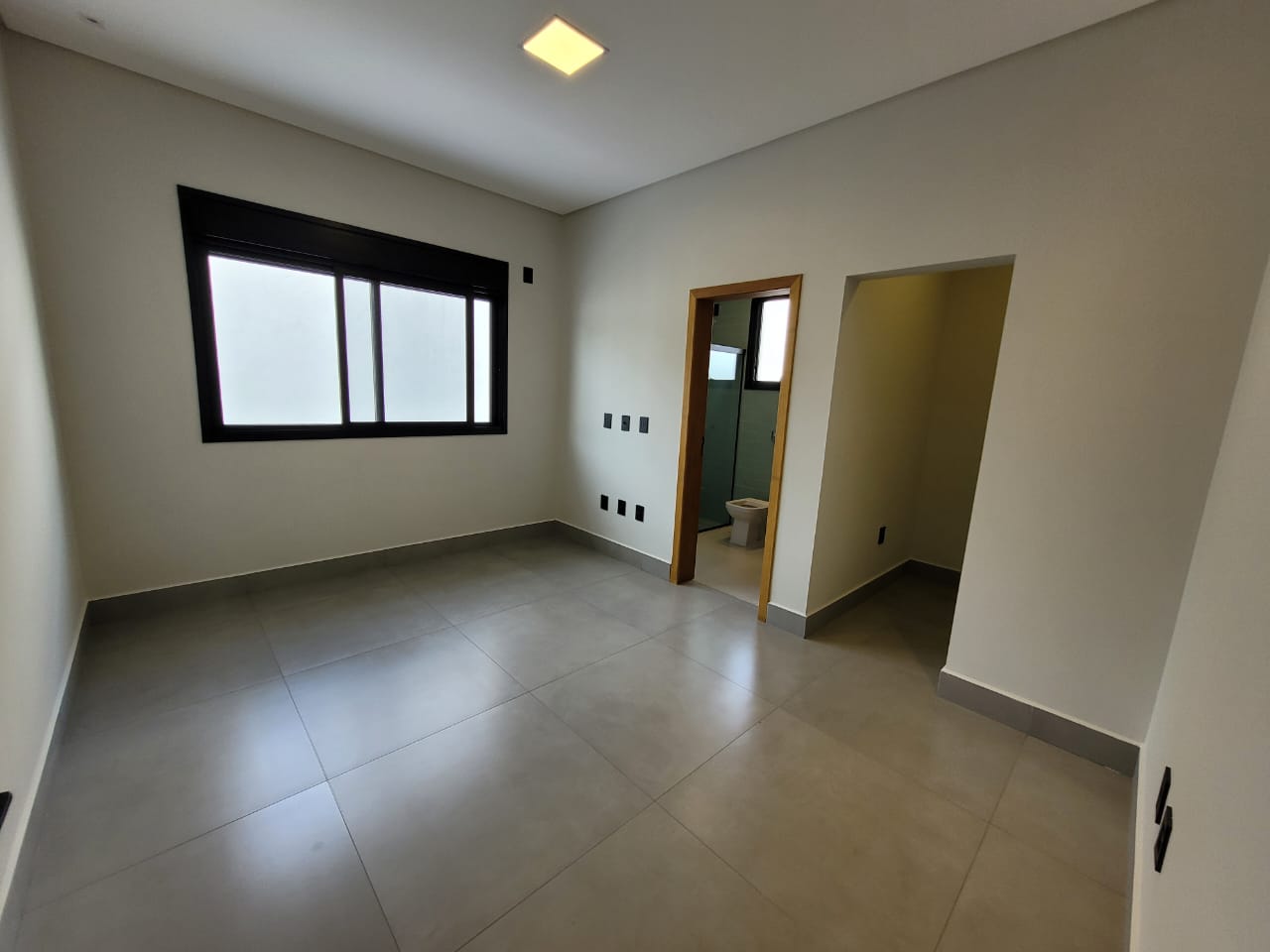 Casa de Condomínio à venda com 4 quartos, 340m² - Foto 11