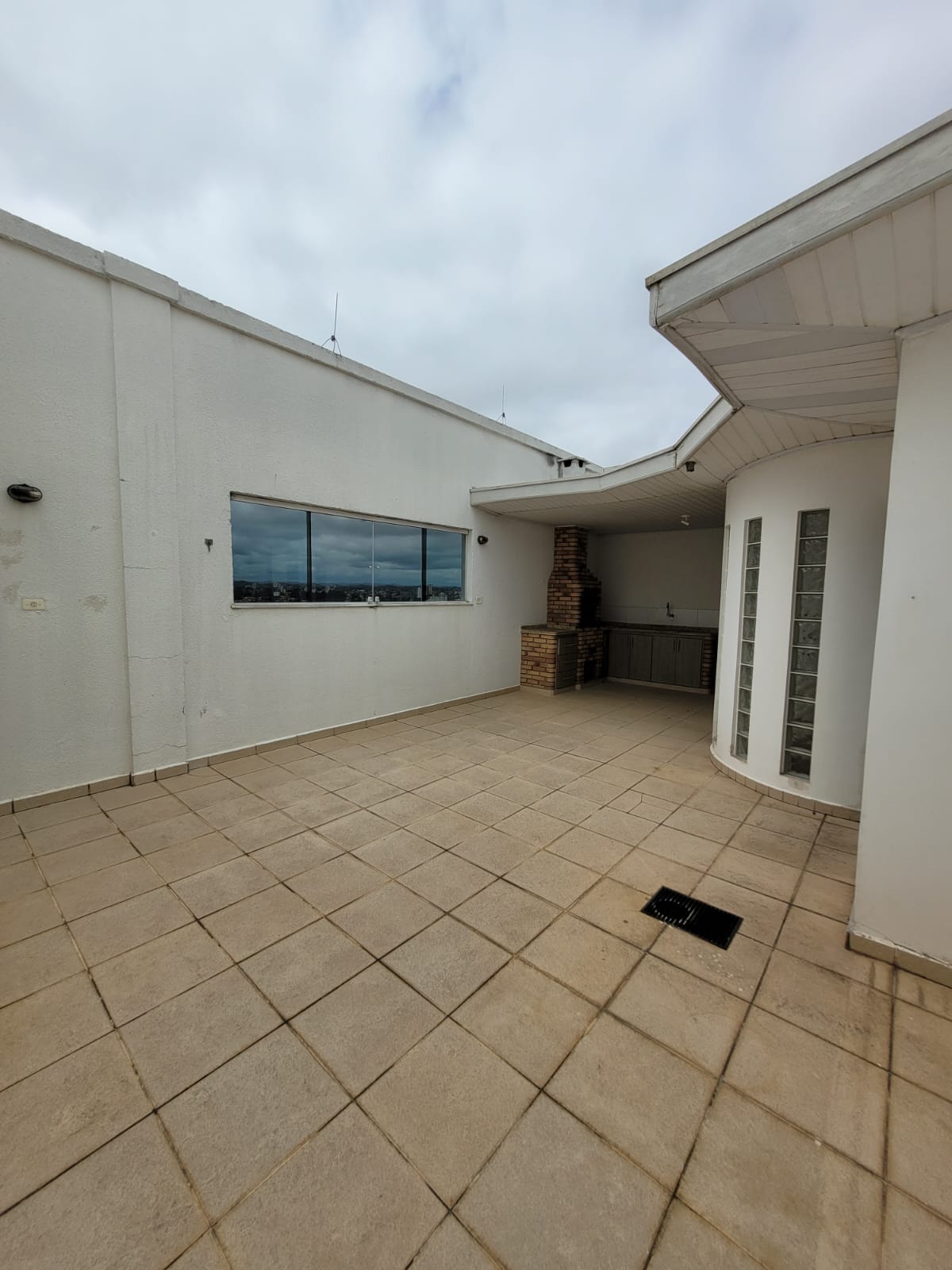 Apartamento à venda com 4 quartos, 148m² - Foto 9