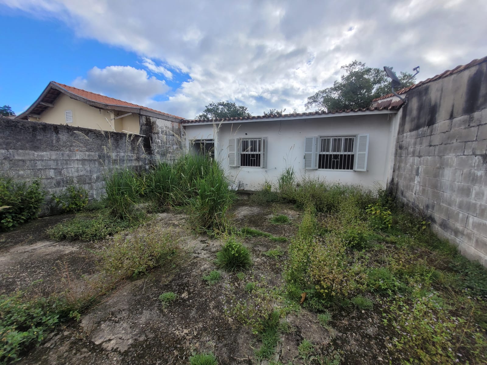 Casa à venda com 2 quartos, 70m² - Foto 7