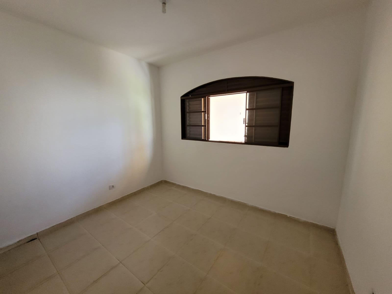 Casa à venda com 4 quartos, 250m² - Foto 6