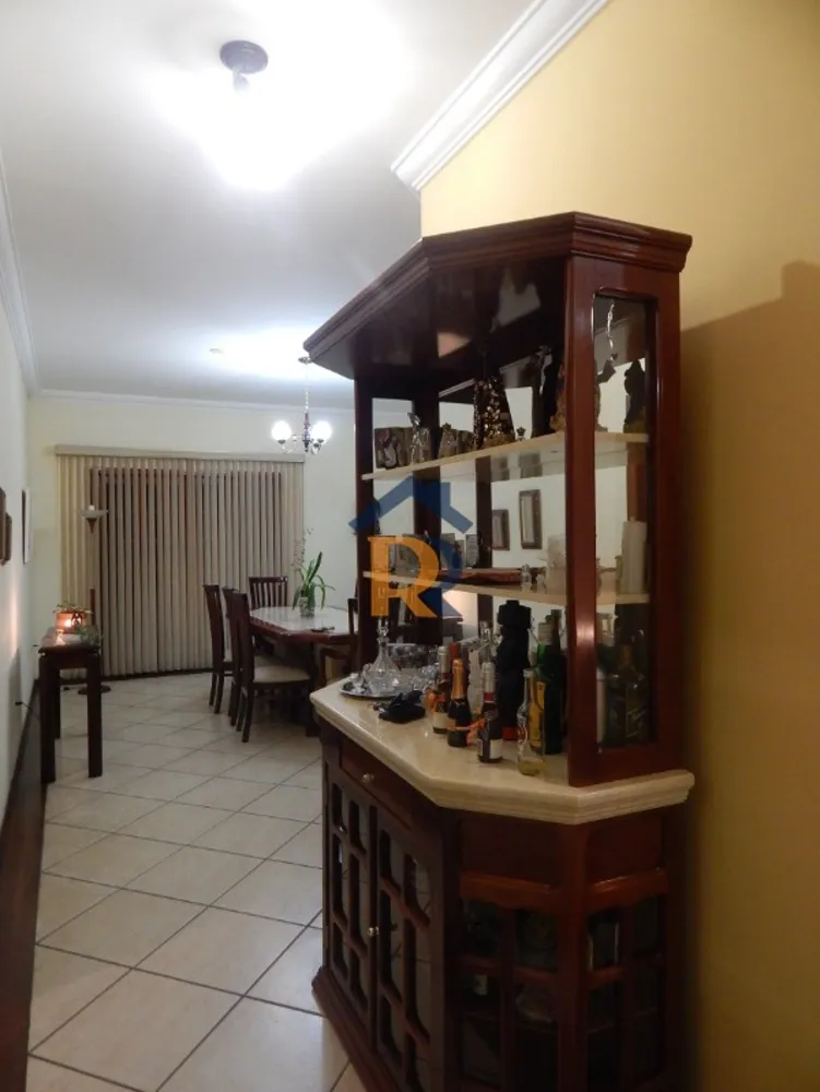Casa, 3 quartos, 310 m² - Foto 3
