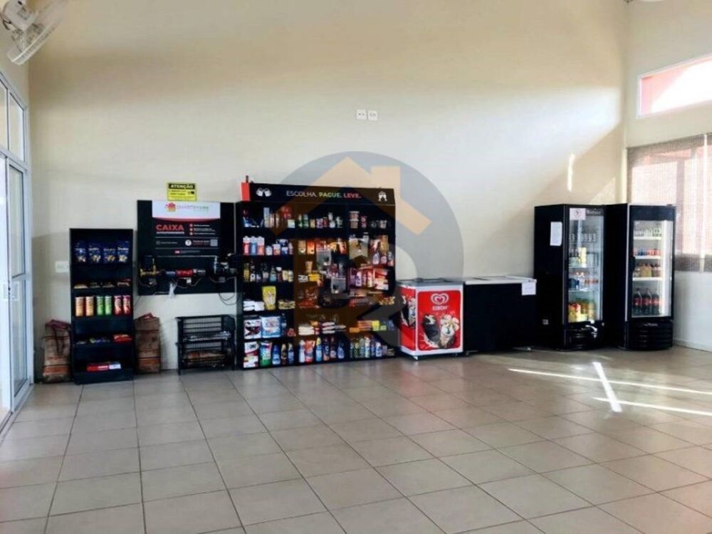 Casa à venda e aluguel com 4 quartos - Foto 4