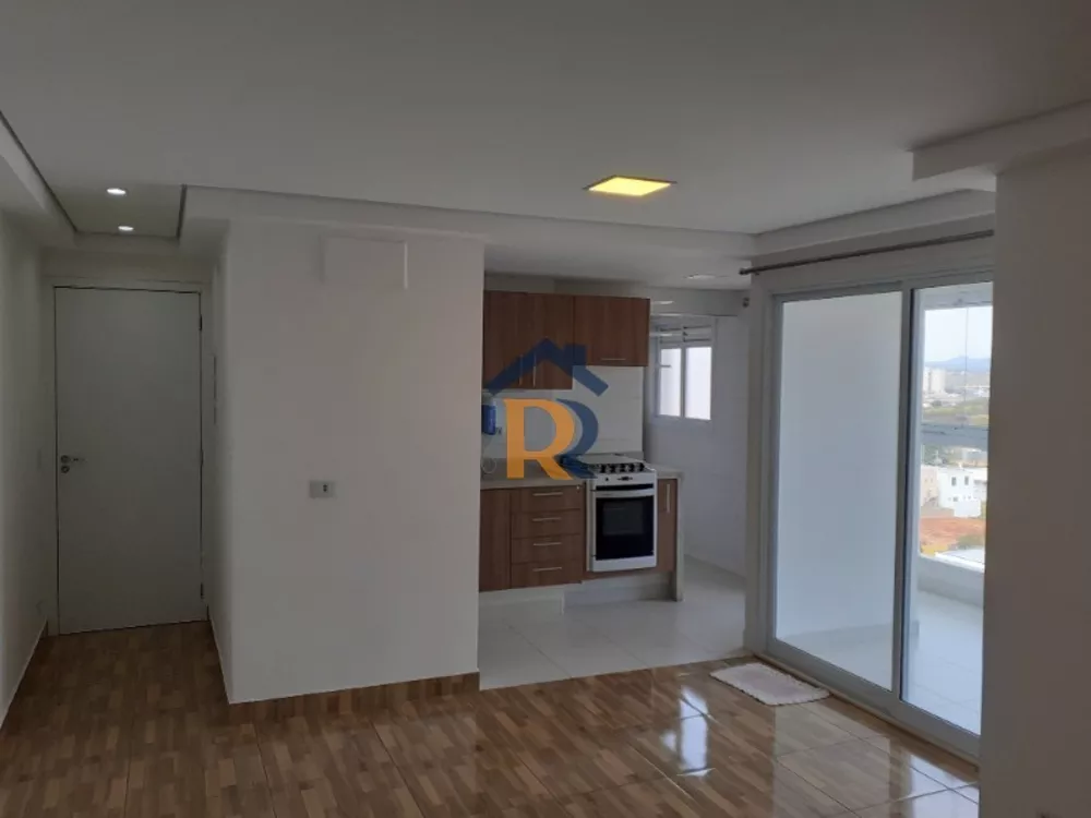 Apartamento à venda com 3 quartos, 86m² - Foto 1