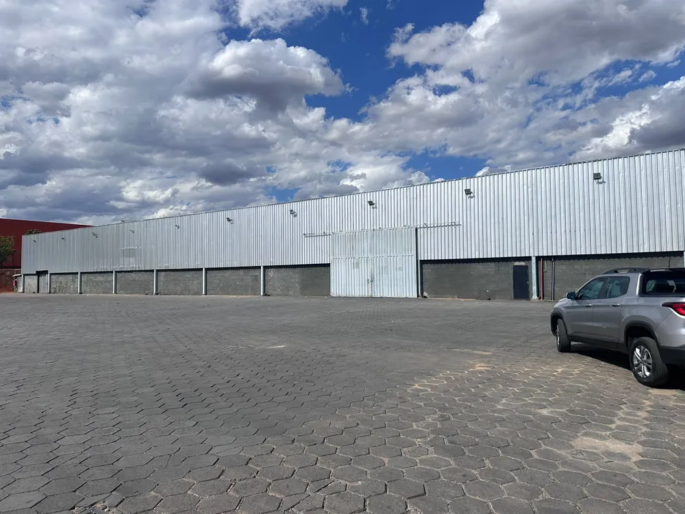 Depósito-Galpão, 2570 m² - Foto 1