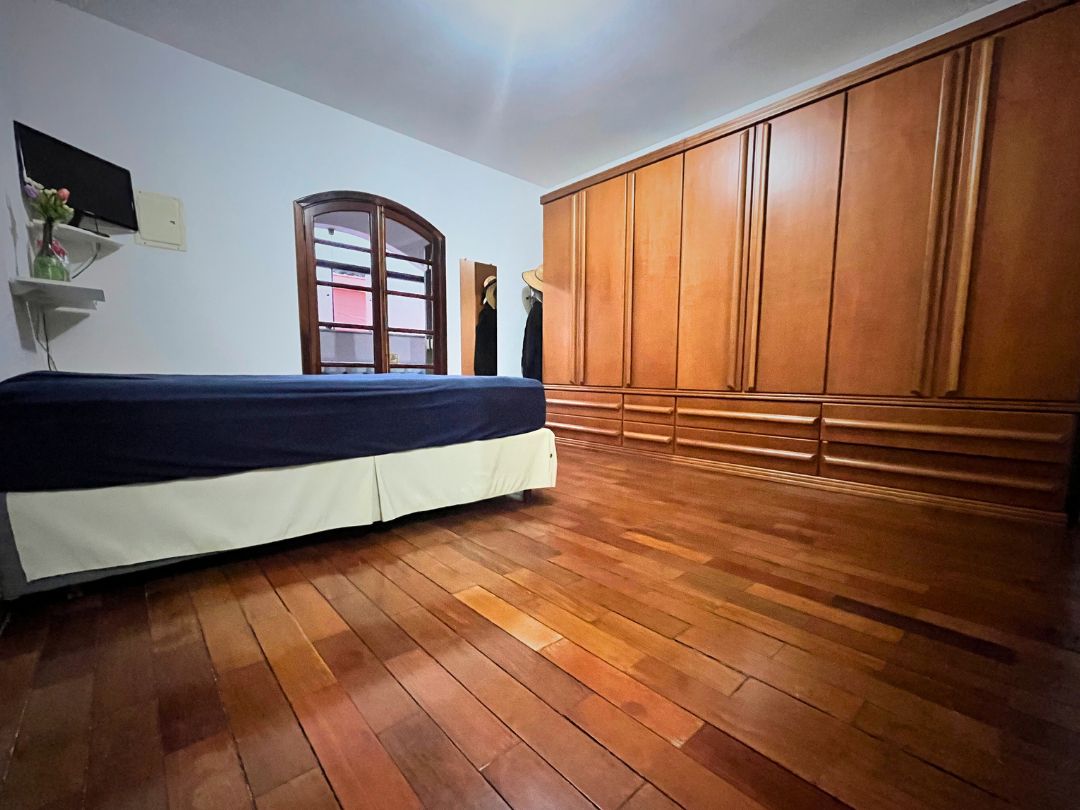 Casa à venda com 4 quartos, 280m² - Foto 7