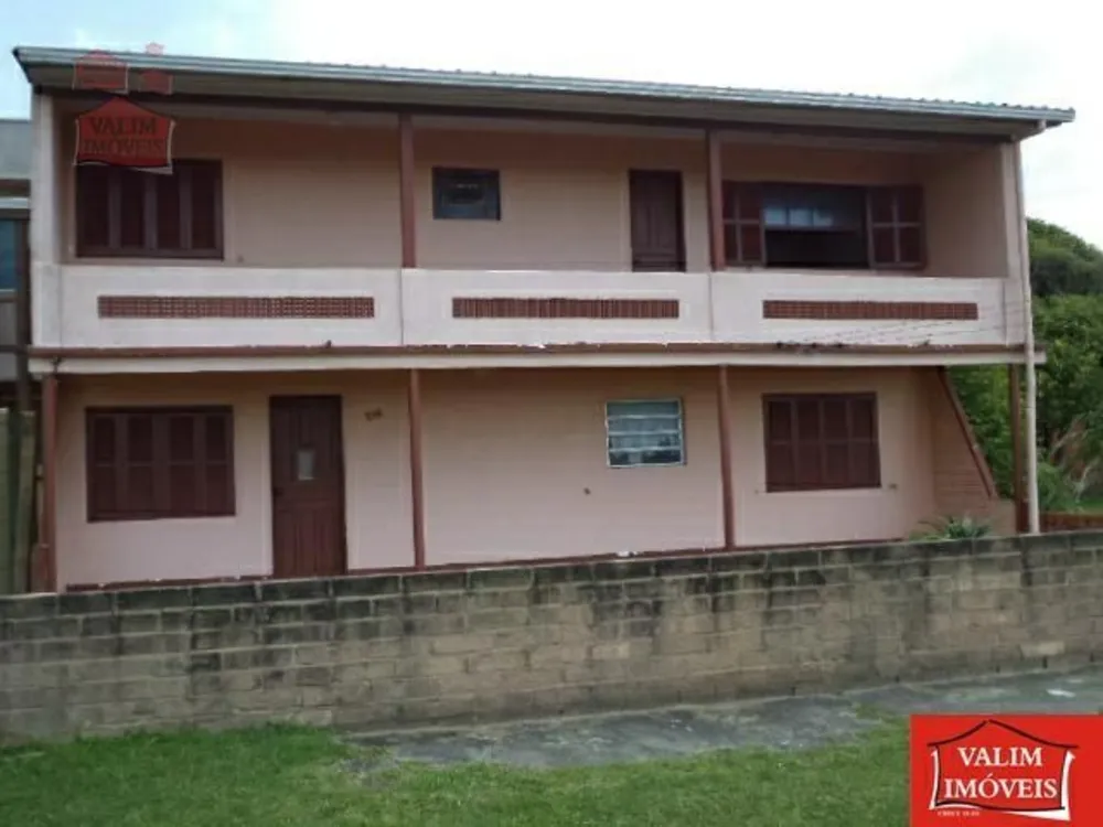 Casa, 7 quartos, 210 m² - Foto 1
