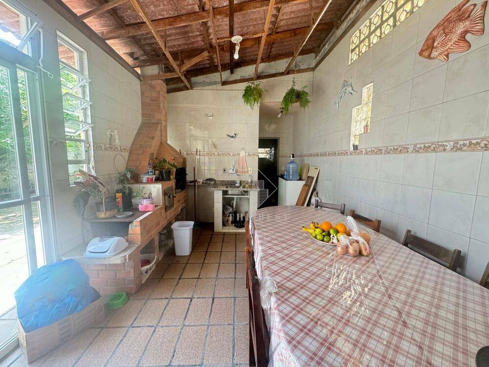 Casa, 4 quartos, 213 m² - Foto 4