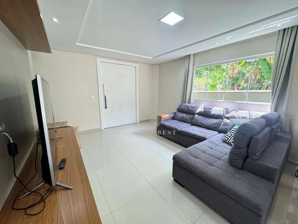 Casa, 4 quartos, 250 m² - Foto 2