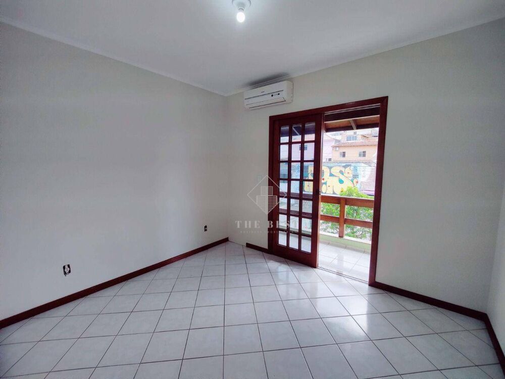 Casa de Condomínio à venda com 3 quartos, 158m² - Foto 9