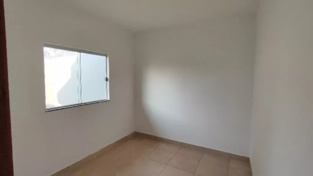 Casa à venda com 3 quartos, 59m² - Foto 4