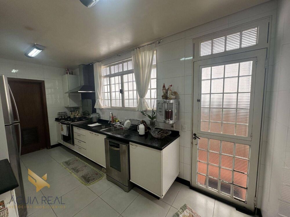 Casa, 4 quartos, 361 m² - Foto 7