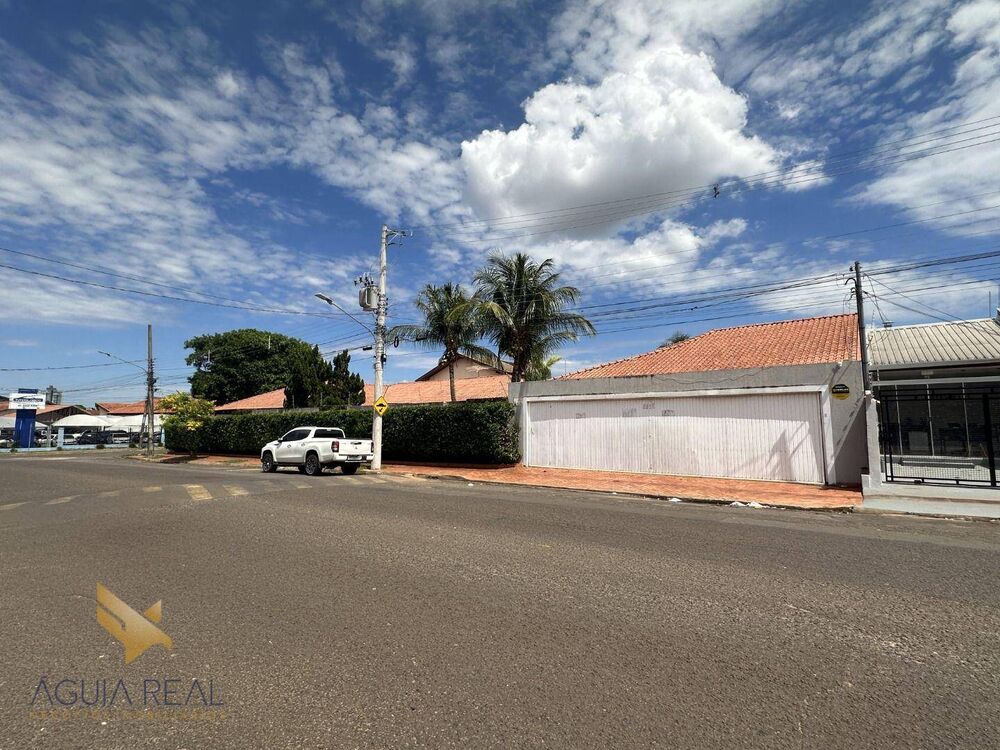 Casa, 4 quartos, 361 m² - Foto 3