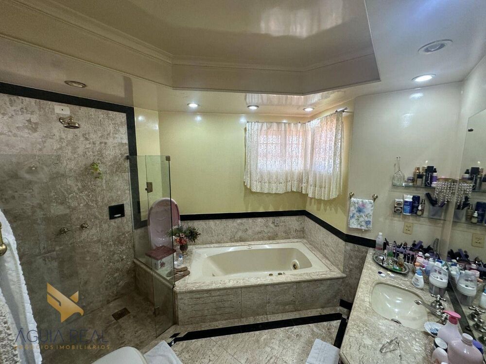 Casa, 4 quartos, 361 m² - Foto 13