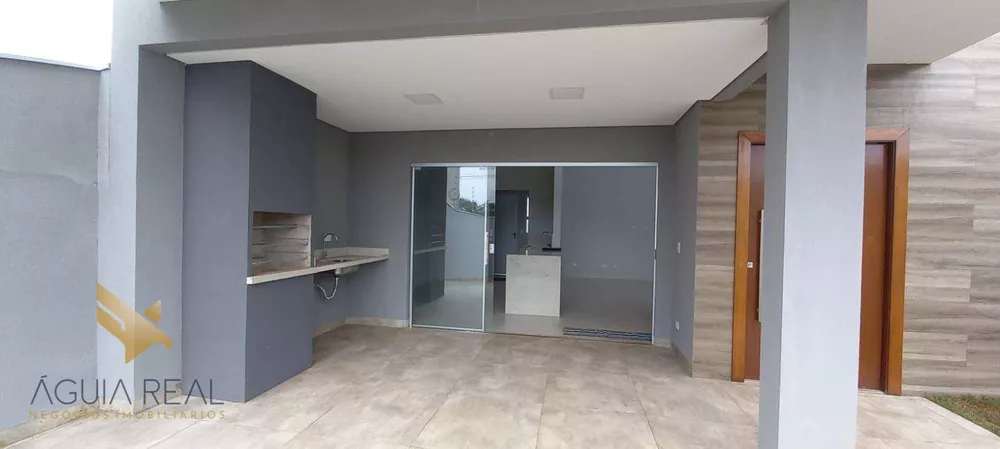 Casa à venda com 3 quartos, 113m² - Foto 2