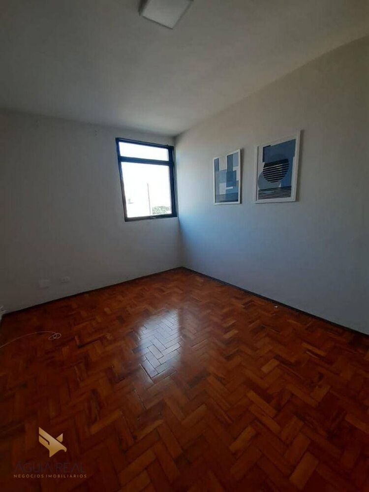 Apartamento à venda com 3 quartos, 90m² - Foto 2